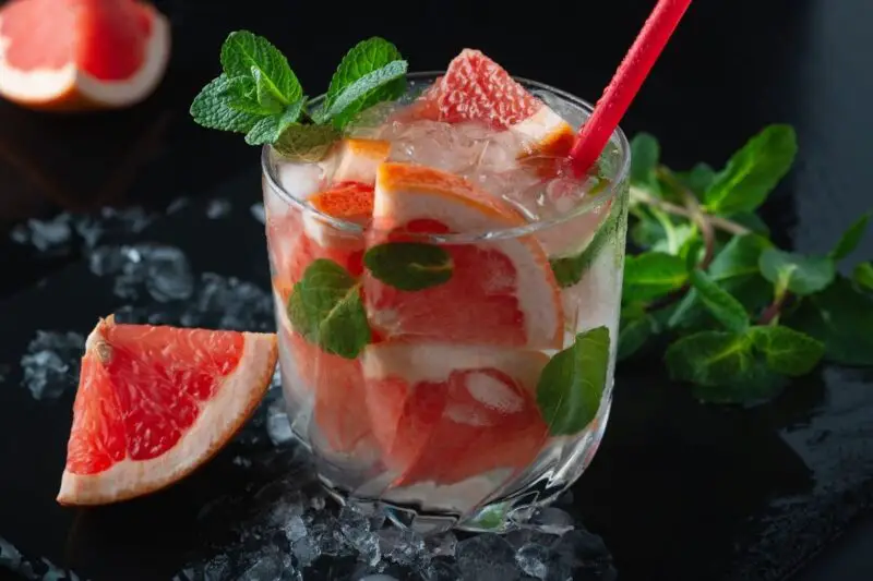 15 Delicious Grapefruit Cocktail Recipes To Try Today