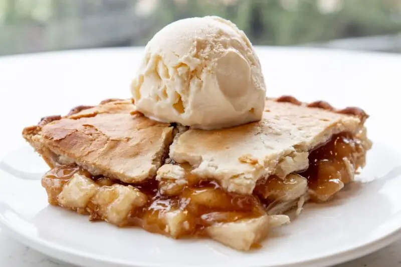 Apple Pie Ice Cream