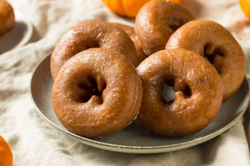 Pumpkin Spice Donuts