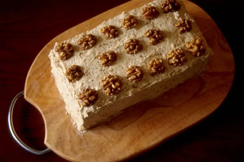 Korean Walnut Cake