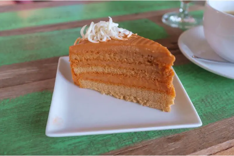 Thai Tea Cake