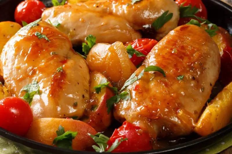 Juicy Peach-Glazed Chicken Thighs