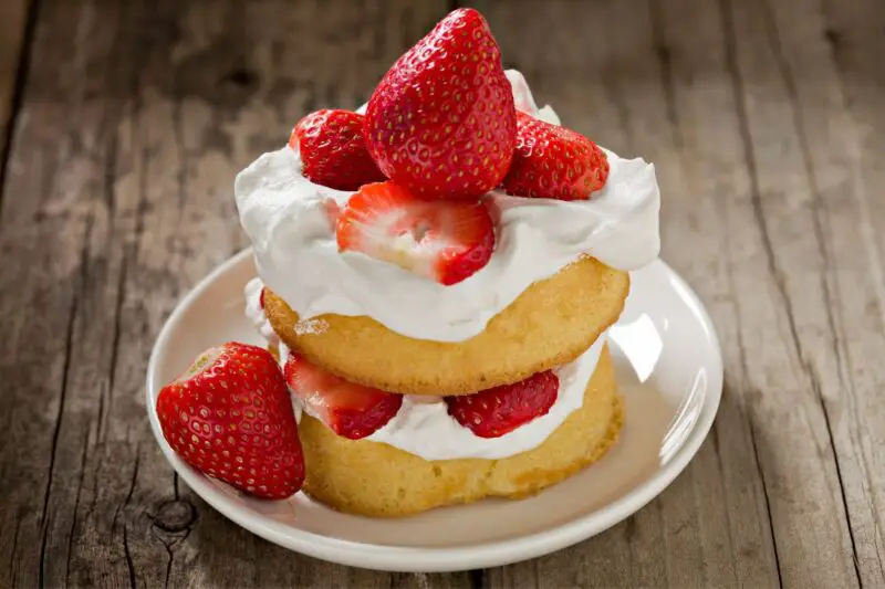 Strawberry Shortcake Cake